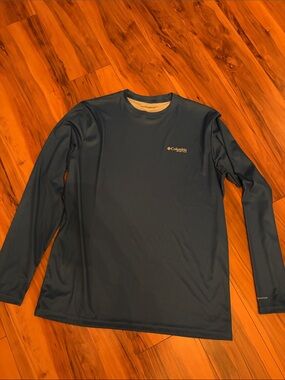 Columbia Men's Long Sleeve Performance Shirt - Red White and Blue